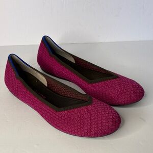 NWOT Rothy’s Limited Edition Bright Magenta Almond Toe The Flat
